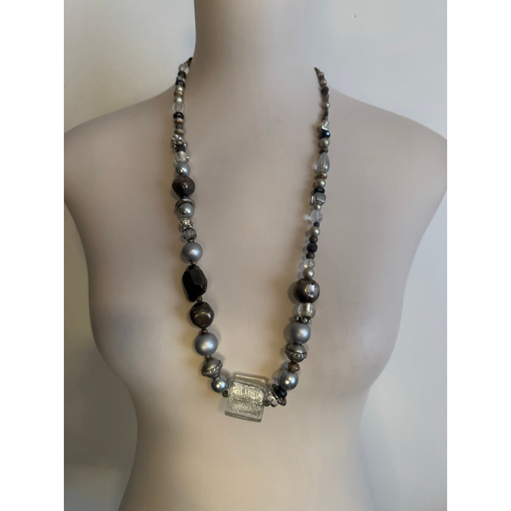 Women's Chico's One Size Silver Gray Beaded Necklace